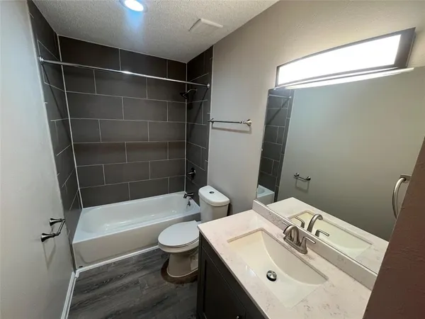 $2,200 | 1733 Leicester Street, Garland, TX 75044