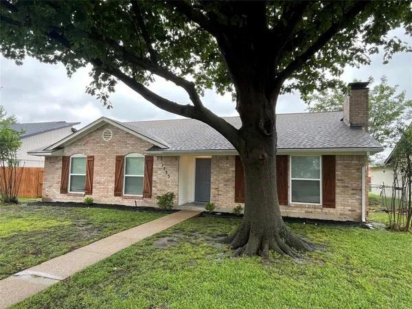 $2,200 | 1733 Leicester Street, Garland, TX 75044