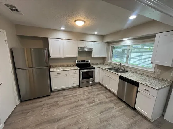 $2,200 | 1733 Leicester Street, Garland, TX 75044