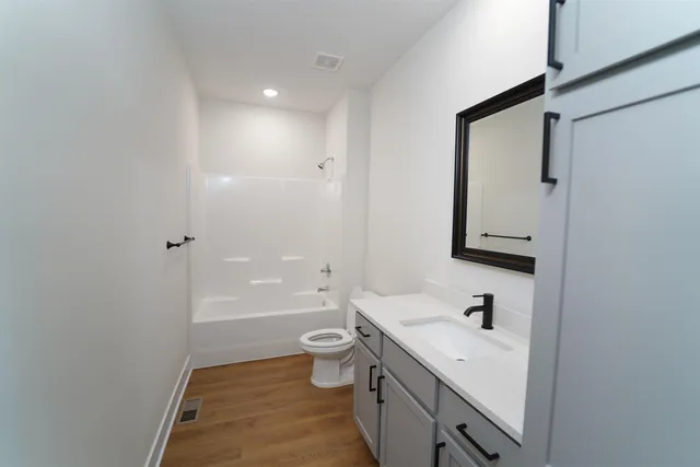 $430,000 | 2337 South Nicole Street, Andover, KS 67002