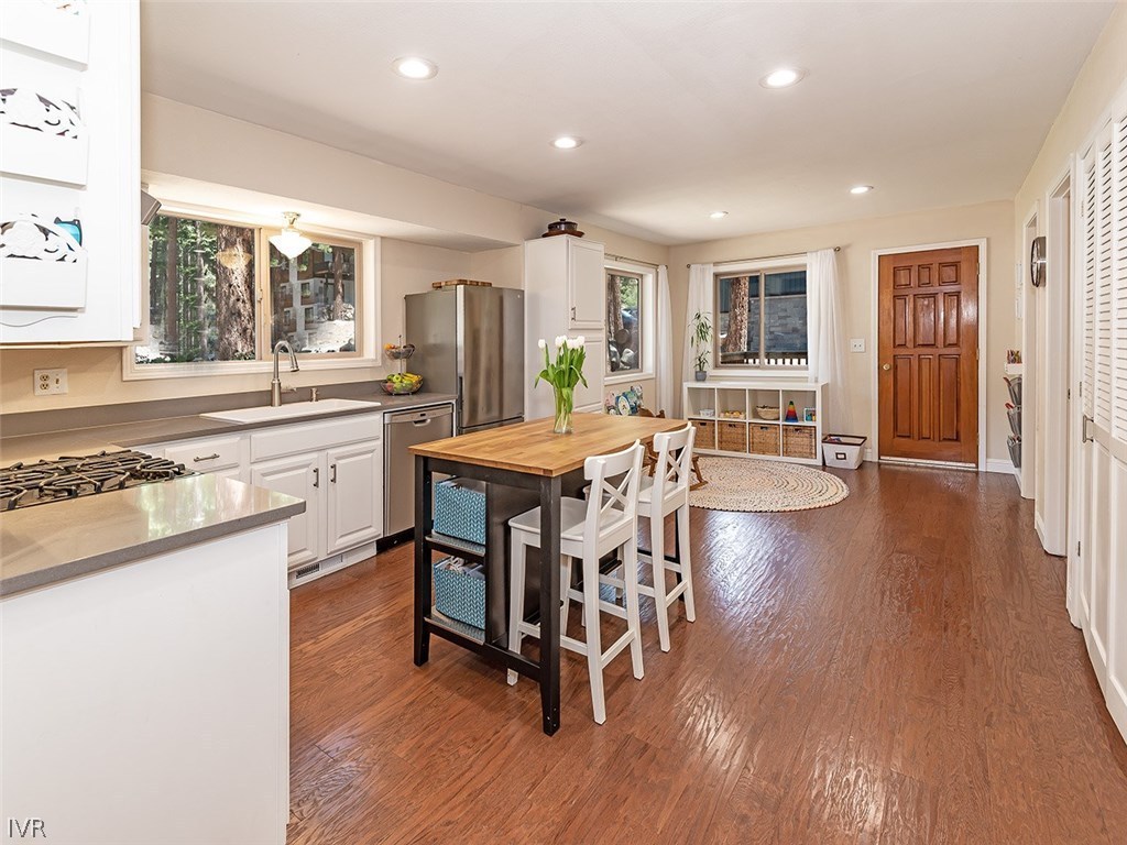 967 Apollo Way Incline Village, NV 89451 - Photo 3 of 24 Gallery Image 3