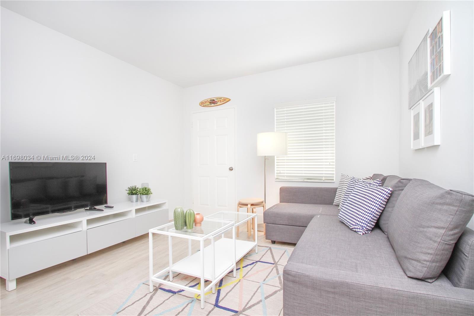 6238 Southwest 59th Place, Unit 10 South Miami, FL 33143 - Photo 2 of 23