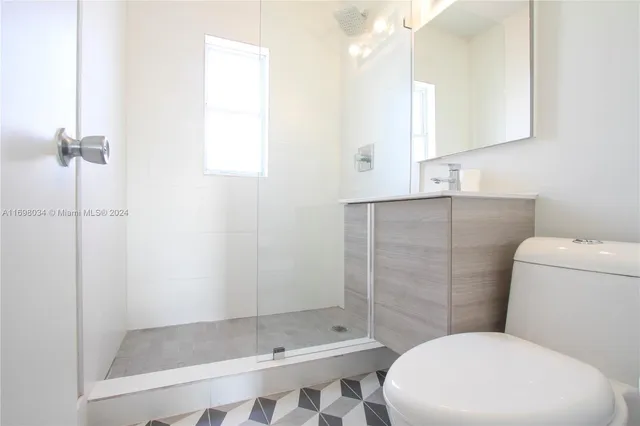 $2,650 | 6238 Southwest 59th Place, Unit 10, South Miami, FL 33143