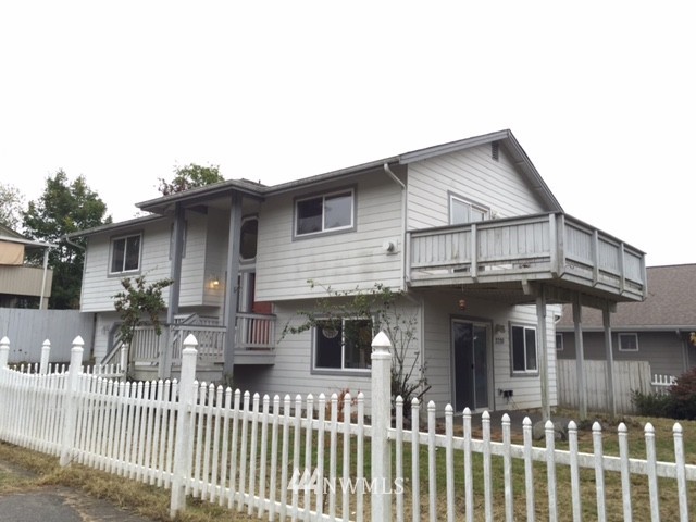 2720 Rickey Road Bremerton, WA 98310 - Photo 2 of 16