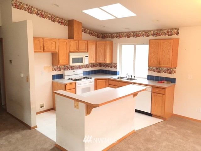 2720 Rickey Road Bremerton, WA 98310 - Photo 5 of 16