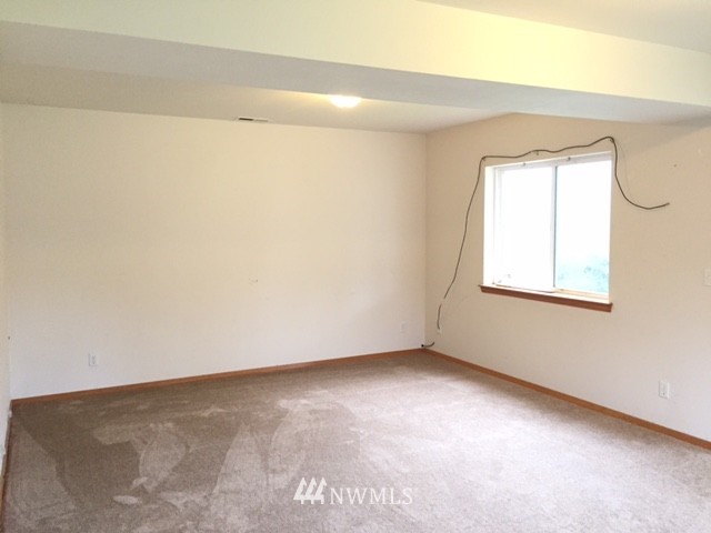 2720 Rickey Road Bremerton, WA 98310 - Photo 10 of 16