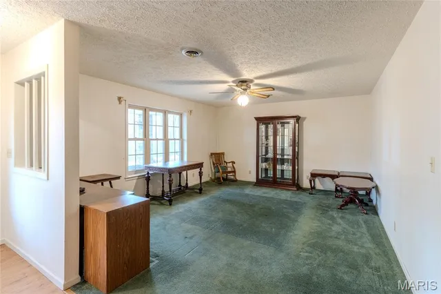 $209,000 | 16280 Hardwood Lane, St. Robert, MO 65584