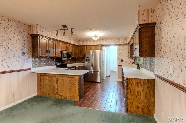 $209,000 | 16280 Hardwood Lane, St. Robert, MO 65584