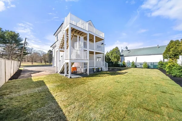 $699,900 | 6-8 South Street, Unit 3, Stoneham, MA 02180