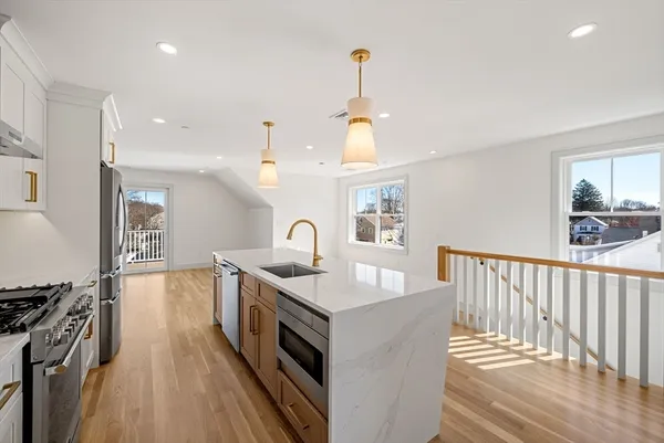 $699,900 | 6-8 South Street, Unit 3, Stoneham, MA 02180