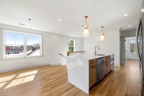 $699,900 | 6-8 South Street, Unit 3, Stoneham, MA 02180