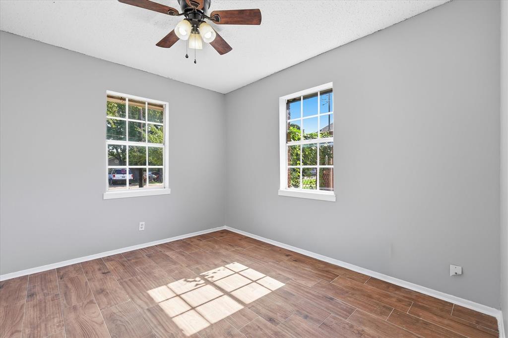 332 Ruth Street Denton, TX 76205 - Photo 19 of 36 Third Bedroom