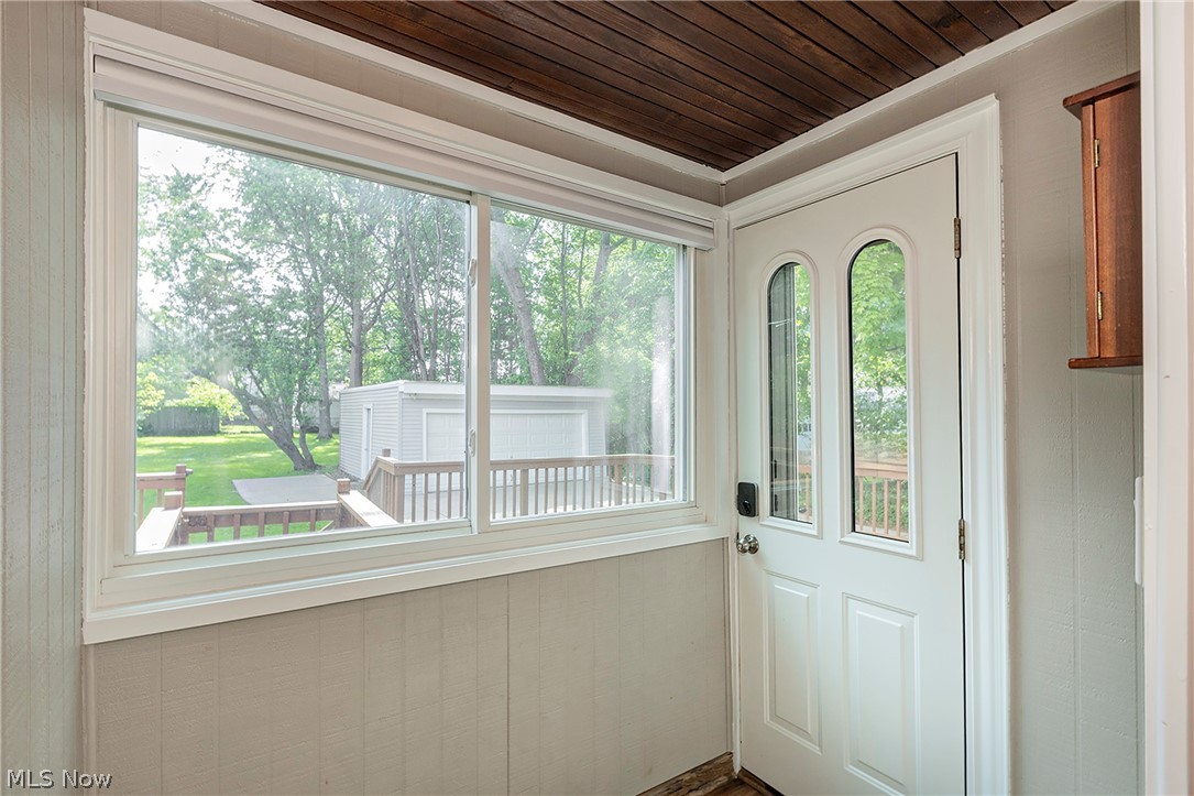1411 Belrose Road Mayfield Heights, OH 44124 - Photo 38 of 50 Mud Room - Access to Deck