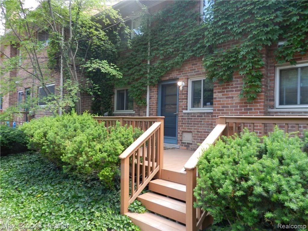 1013 North Adams Road Birmingham, MI 48009 - Photo 26 of 26 069.JPG