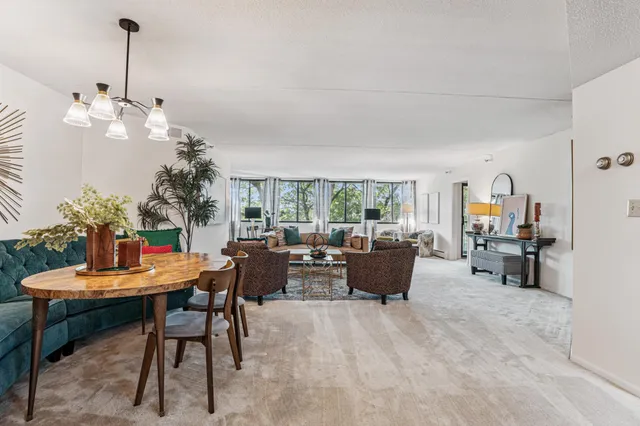 $319,900 | 600 4th Street Southwest, Unit 406, Rochester, MN 55902