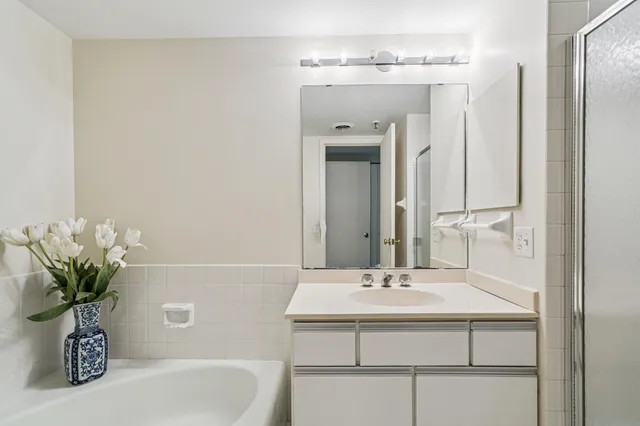 $319,900 | 600 4th Street Southwest, Unit 406, Rochester, MN 55902