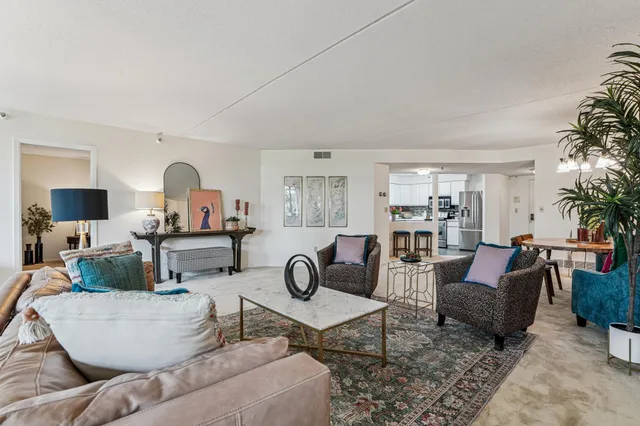 $319,900 | 600 4th Street Southwest, Unit 406, Rochester, MN 55902