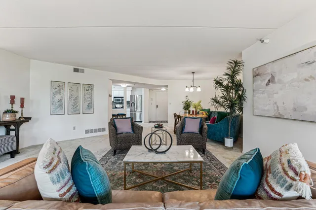 $319,900 | 600 4th Street Southwest, Unit 406, Rochester, MN 55902