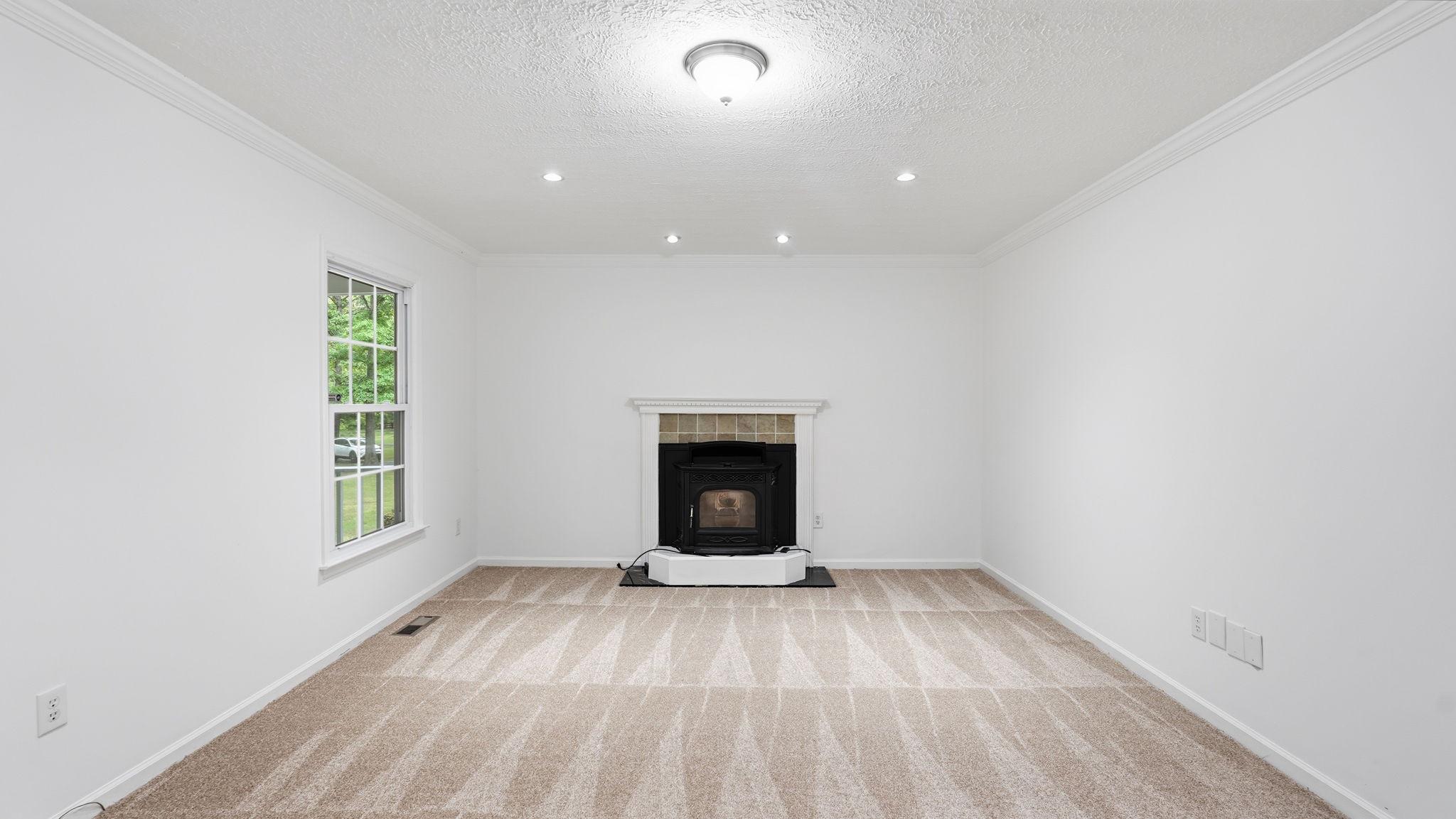 10550 Brent Town Road Catlett, VA 20119 - Photo 14 of 52 Spacious Living Room Filled w/Natural Light.
