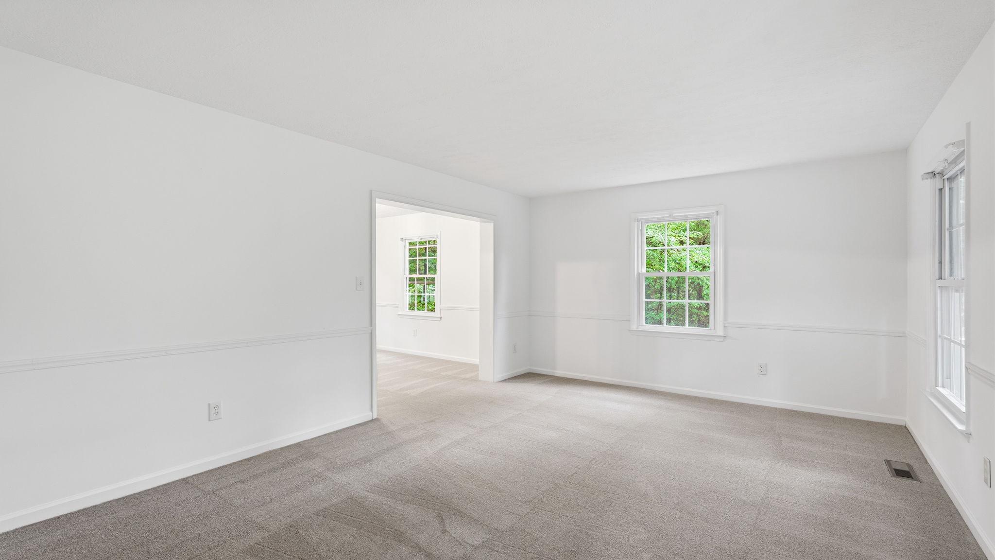 10550 Brent Town Road Catlett, VA 20119 - Photo 28 of 52 Expansive Main-Level Family Room.