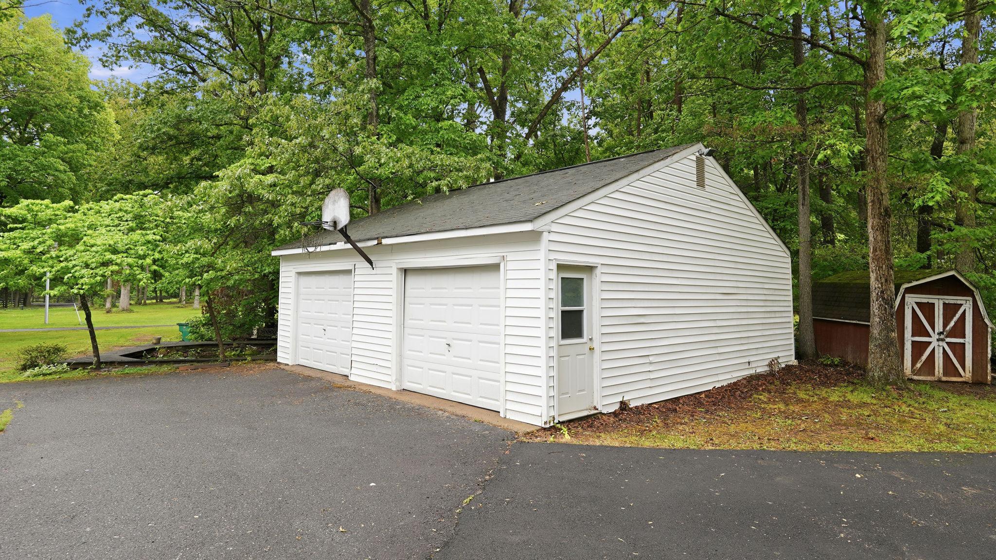 10550 Brent Town Road Catlett, VA 20119 - Photo 6 of 52 Oversized Garages for Vehicles, Storage & More.