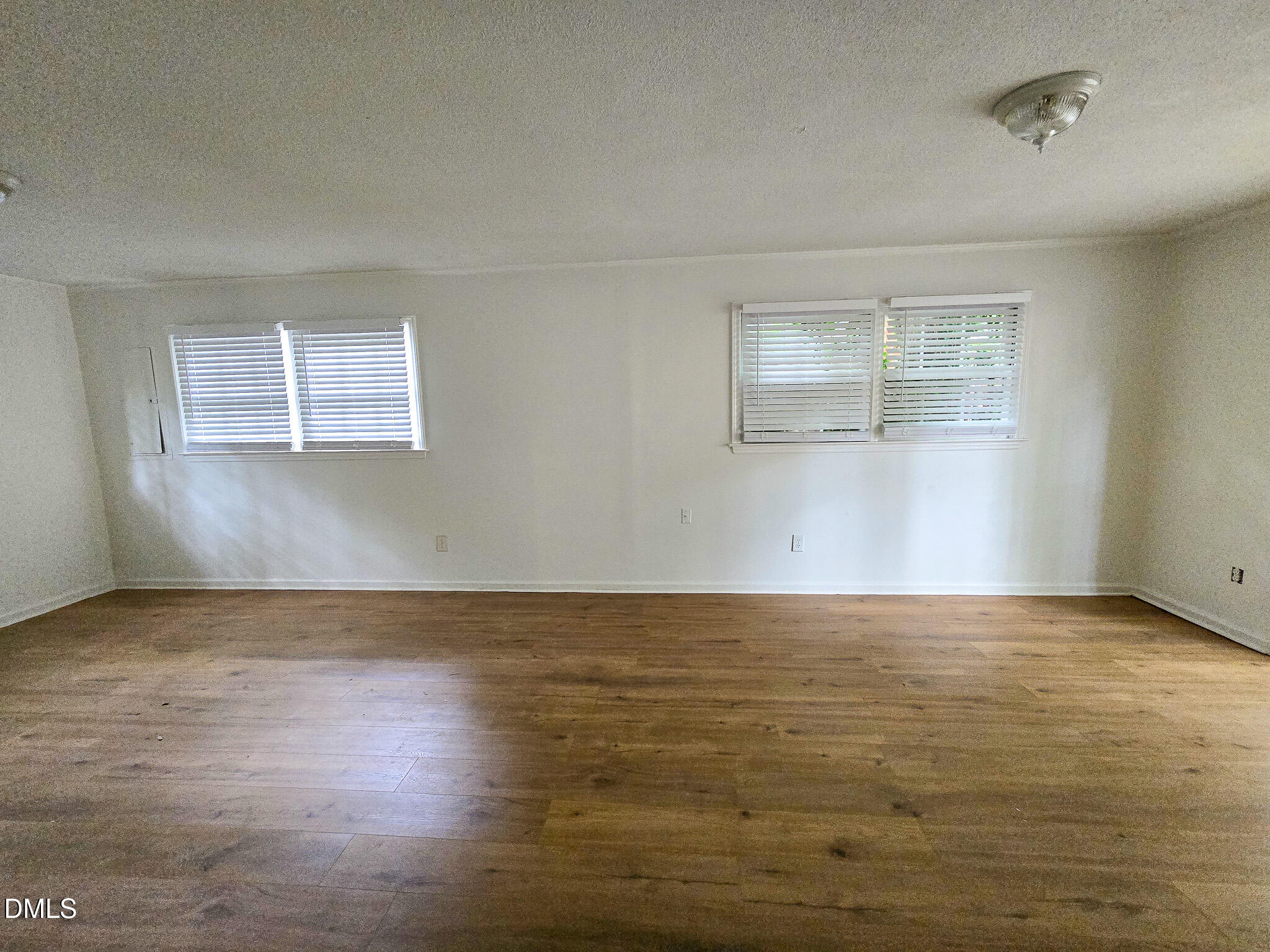 4914 Oak Park Road Raleigh, NC 27612 - Photo 37 of 44 20240617_124613