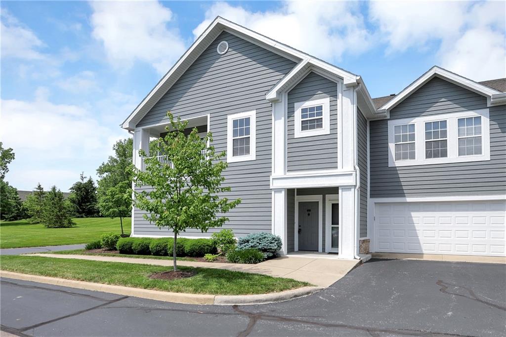 1033 Falcon Ridge Indianapolis, IN 46280 - Photo 1 of 52 Gallery Image 1