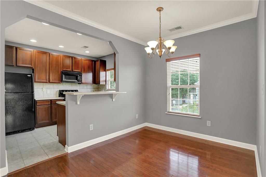 1033 Falcon Ridge Indianapolis, IN 46280 - Photo 11 of 52 Gallery Image 11