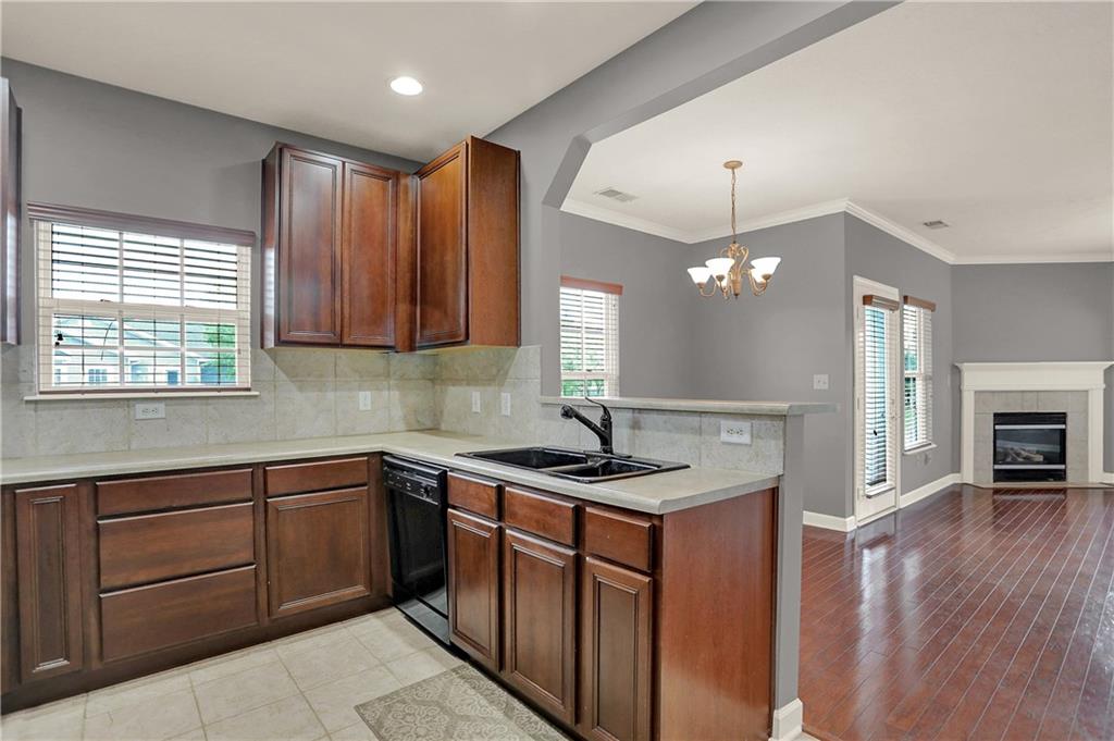 1033 Falcon Ridge Indianapolis, IN 46280 - Photo 14 of 52 Gallery Image 14