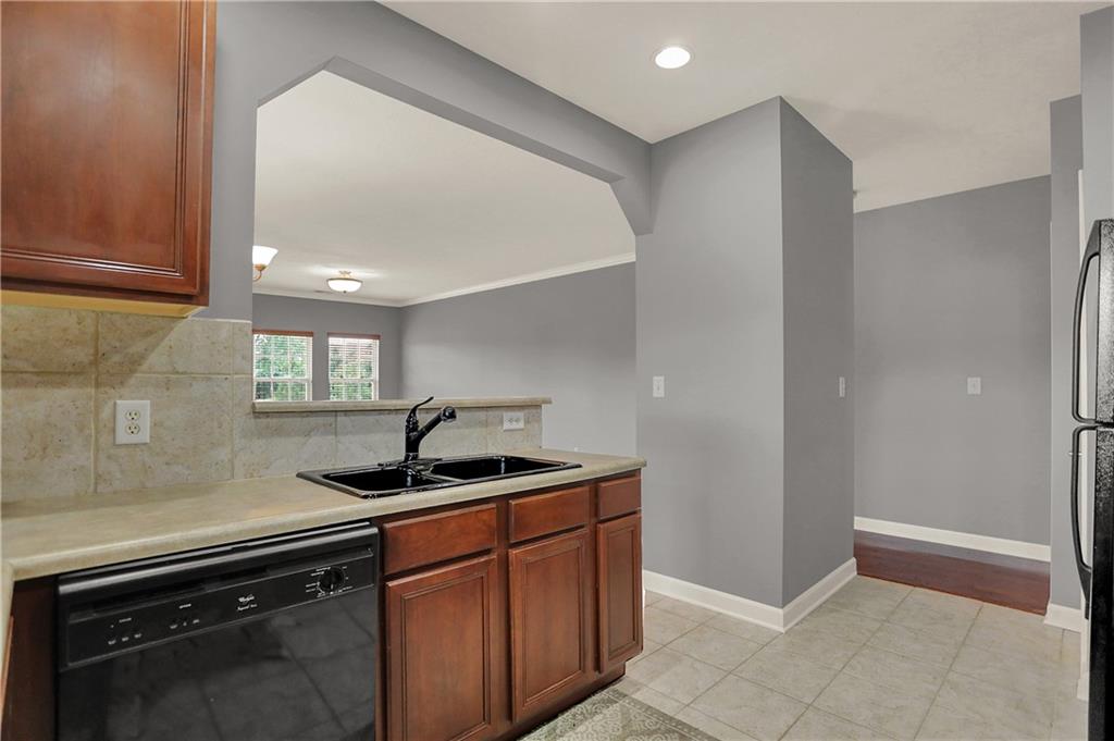 1033 Falcon Ridge Indianapolis, IN 46280 - Photo 15 of 52 Gallery Image 15