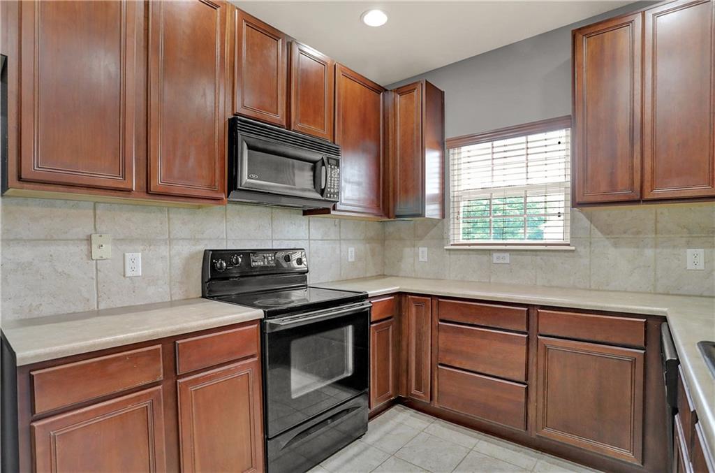 1033 Falcon Ridge Indianapolis, IN 46280 - Photo 18 of 52 Gallery Image 18