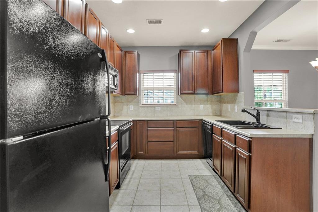 1033 Falcon Ridge Indianapolis, IN 46280 - Photo 19 of 52 Gallery Image 19