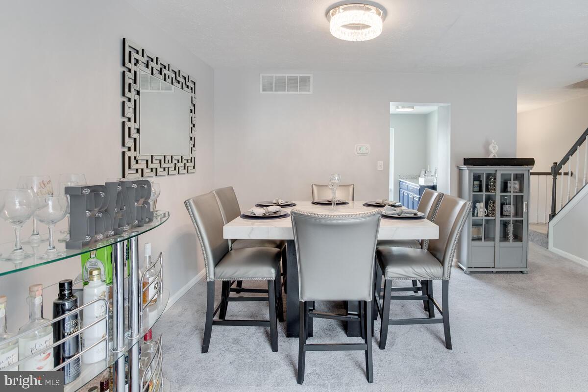 38 Powder View Court Baltimore, MD 21236 - Photo 13 of 47 Dining room