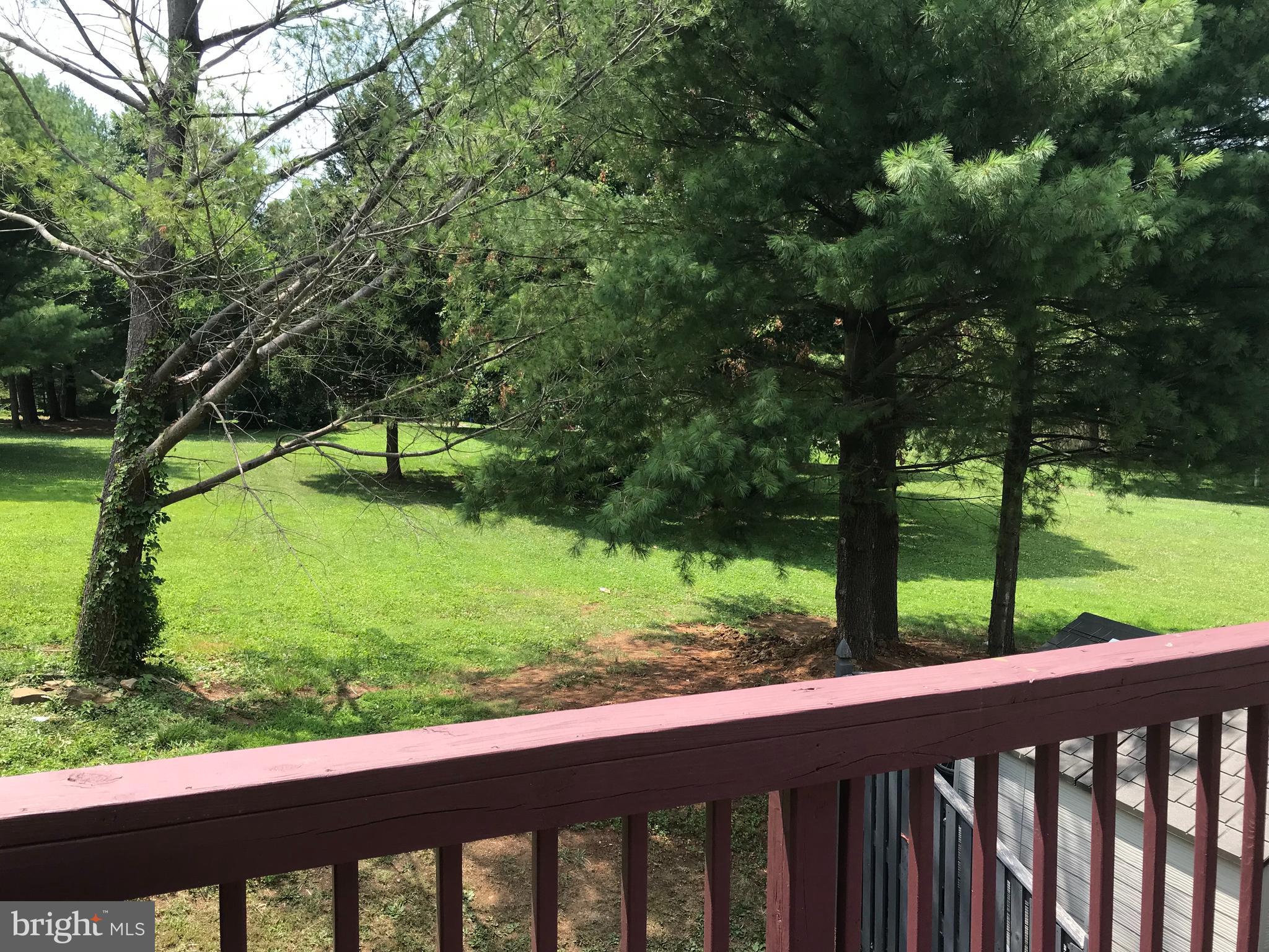 38 Powder View Court Baltimore, MD 21236 - Photo 4 of 47 Relax on the deck that overlooks the park
