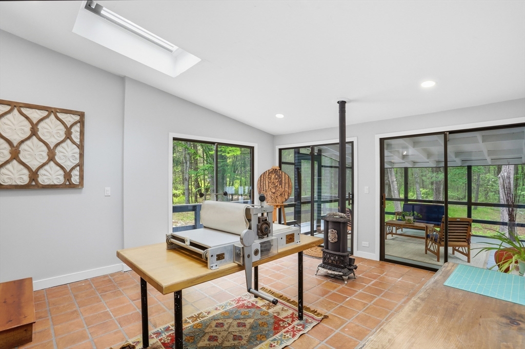 366 River Road Carlisle, MA 01741 - Photo 19 of 42