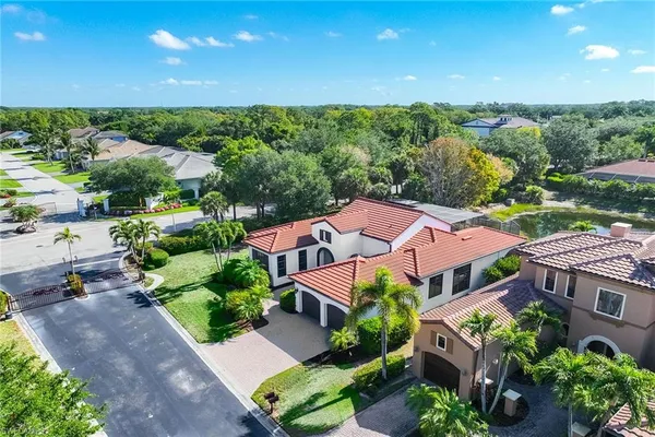 $800,000 | 21701 Arenga Lane, Estero, FL 33928