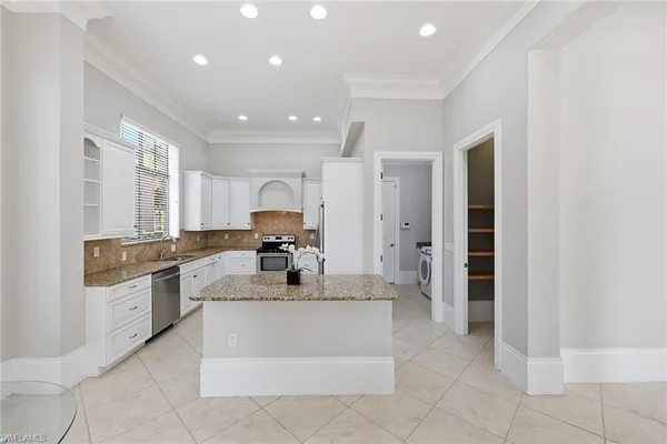 $800,000 | 21701 Arenga Lane, Estero, FL 33928