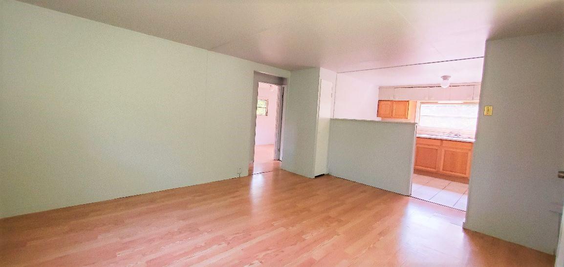 669 West Outer Drive Oak Ridge, TN 37830 - Photo 3 of 11 Living Room