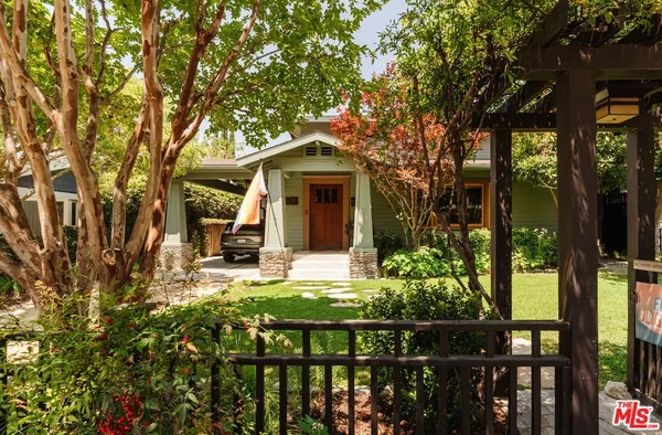 $12,500 | 1951 Canyon Drive, Los Angeles, CA 90068