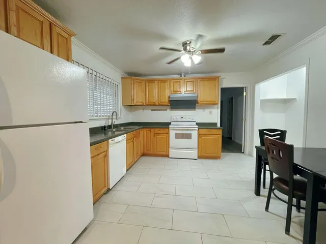 $448,000 | 113 Elkhorn Boulevard, Rio Linda, CA 95673