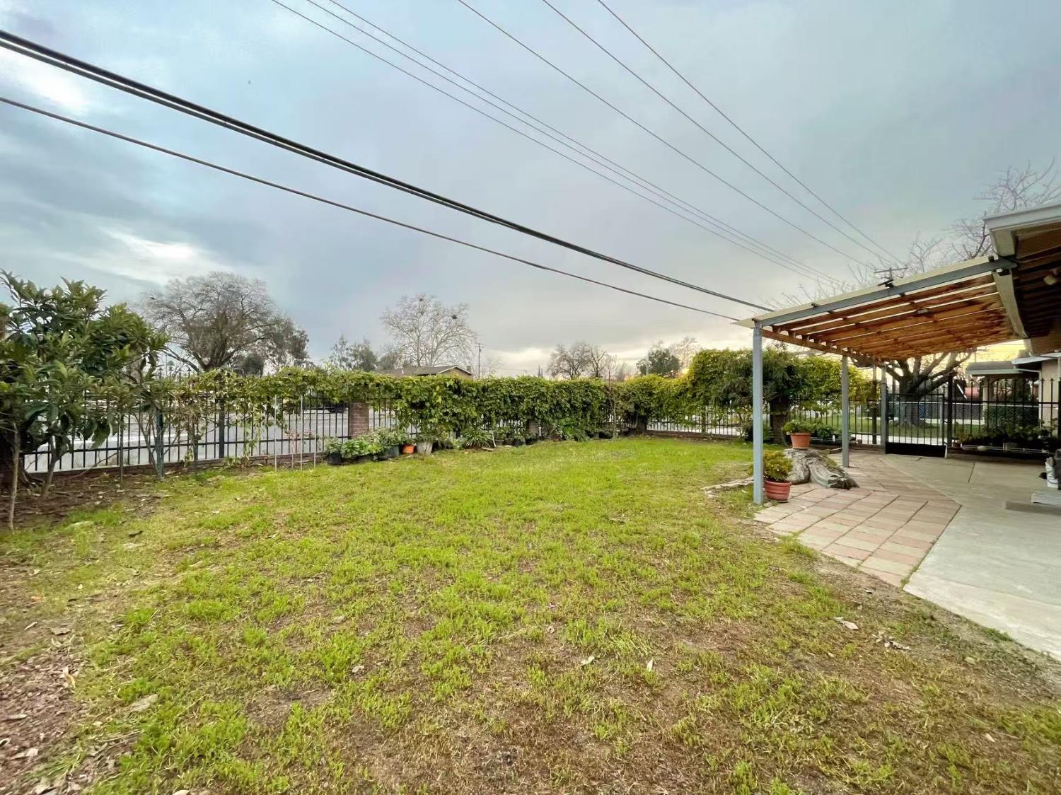 113 Elkhorn Boulevard Rio Linda, CA 95673 - Photo 8 of 34