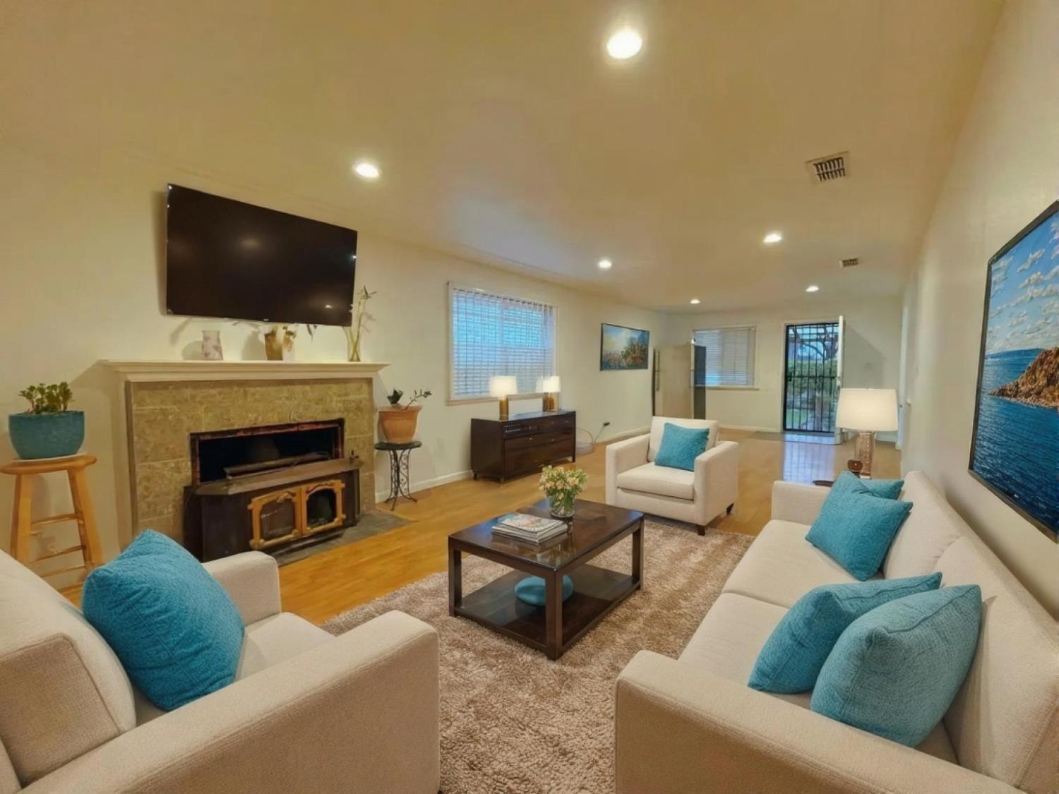 113 Elkhorn Boulevard Rio Linda, CA 95673 - Photo 9 of 34