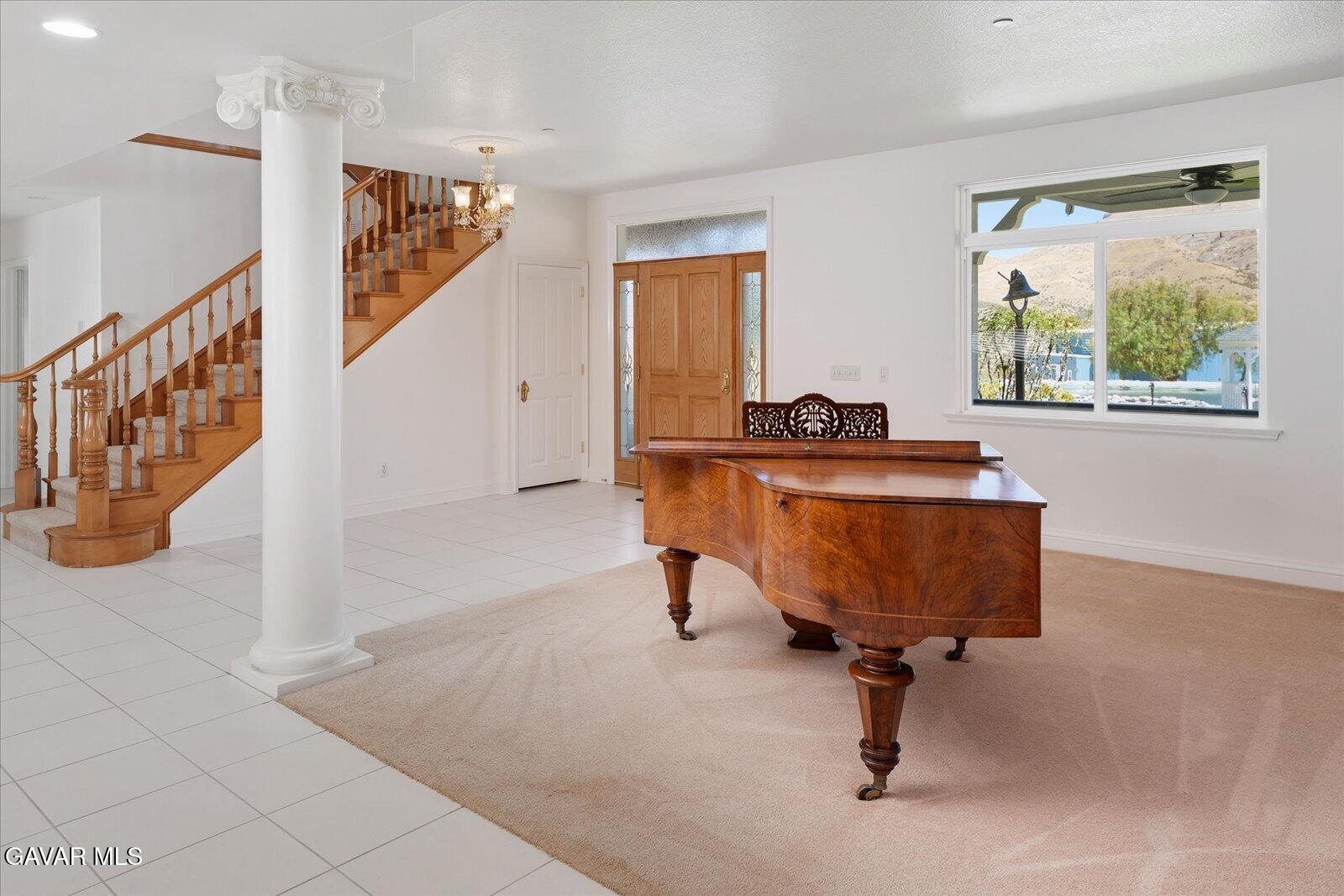 7650 Soledad Canyon Road Acton, CA 93510 - Photo 18 of 94 027-Living Room