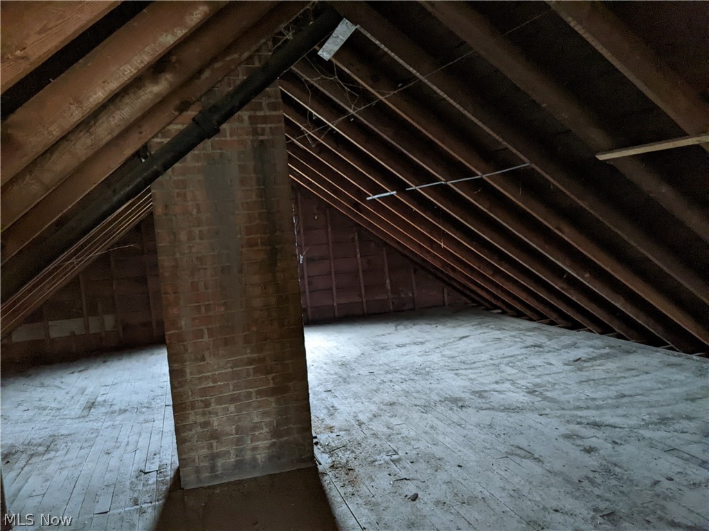 891 Eddy Road Cleveland, OH 44108 - Photo 15 of 16 Gallery Image 15