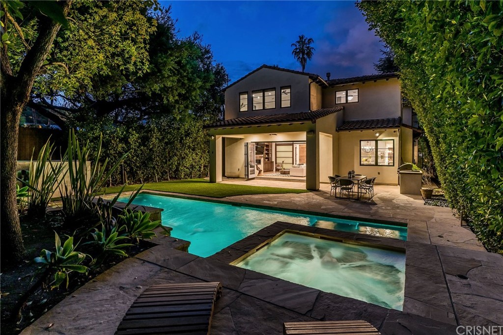 12108 Viewcrest Road Studio City, CA 91604 - Photo 22 of 51