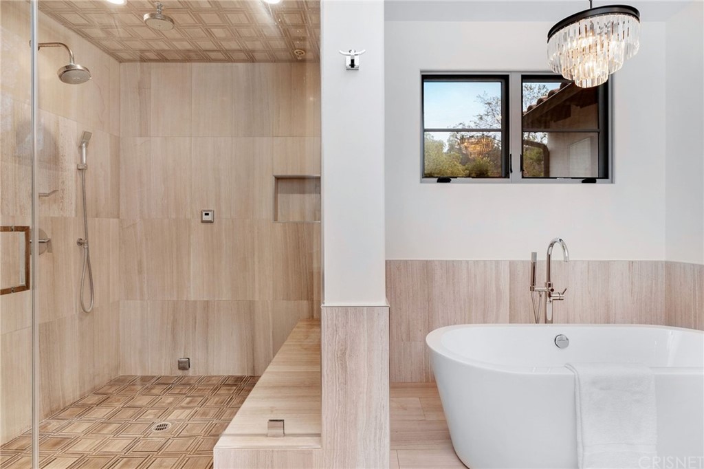 12108 Viewcrest Road Studio City, CA 91604 - Photo 29 of 51