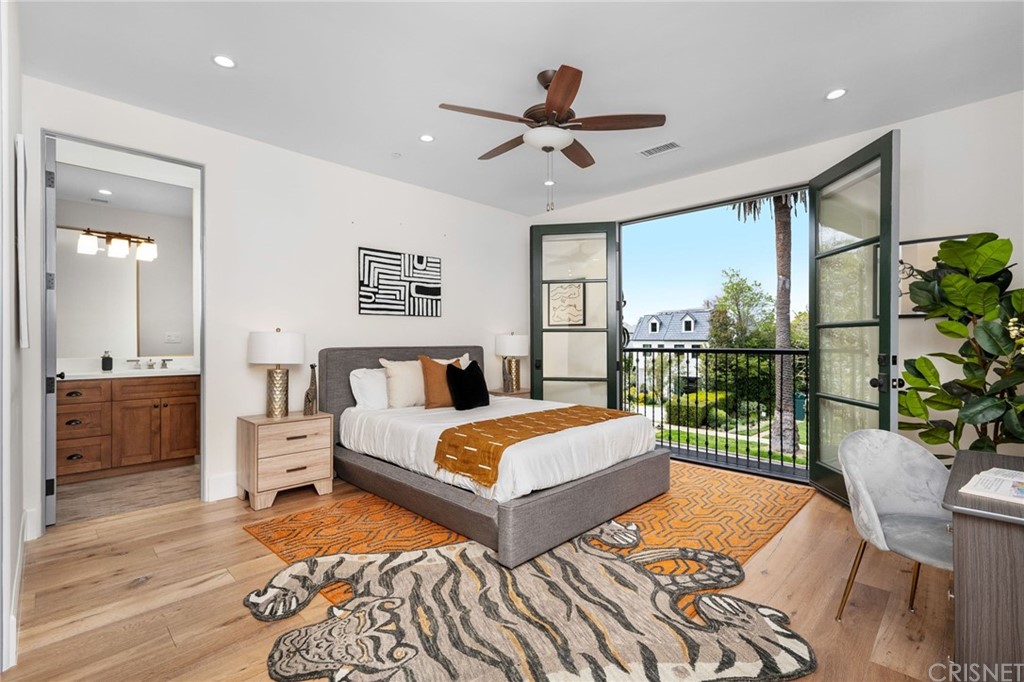 12108 Viewcrest Road Studio City, CA 91604 - Photo 33 of 51