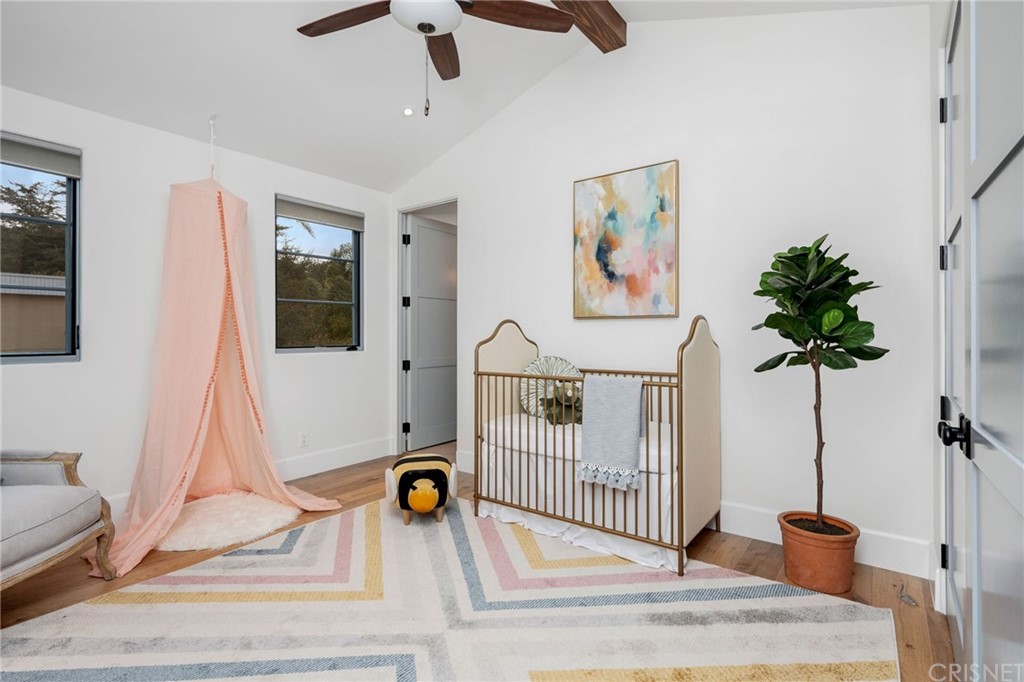 12108 Viewcrest Road Studio City, CA 91604 - Photo 40 of 51