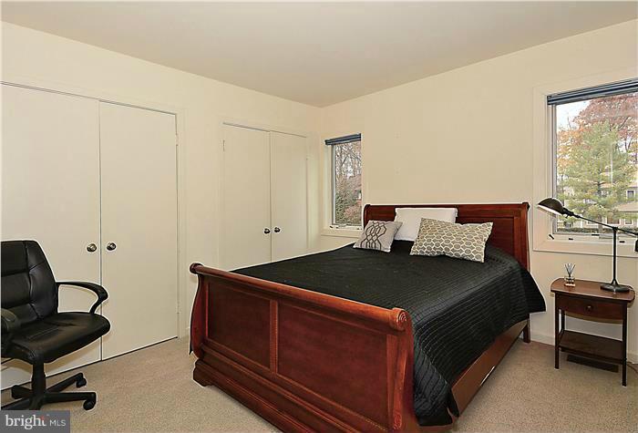 2451 Brussels Court Reston, VA 20191 - Photo 12 of 23 Bedroom