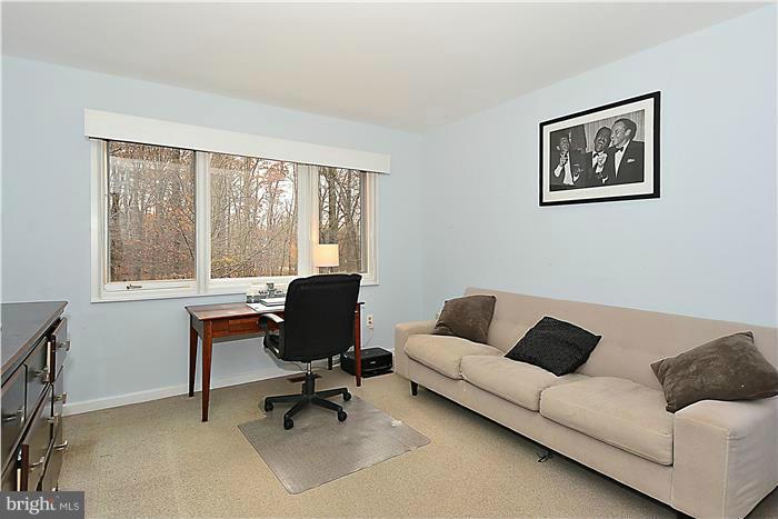 2451 Brussels Court Reston, VA 20191 - Photo 13 of 23 Bedroom